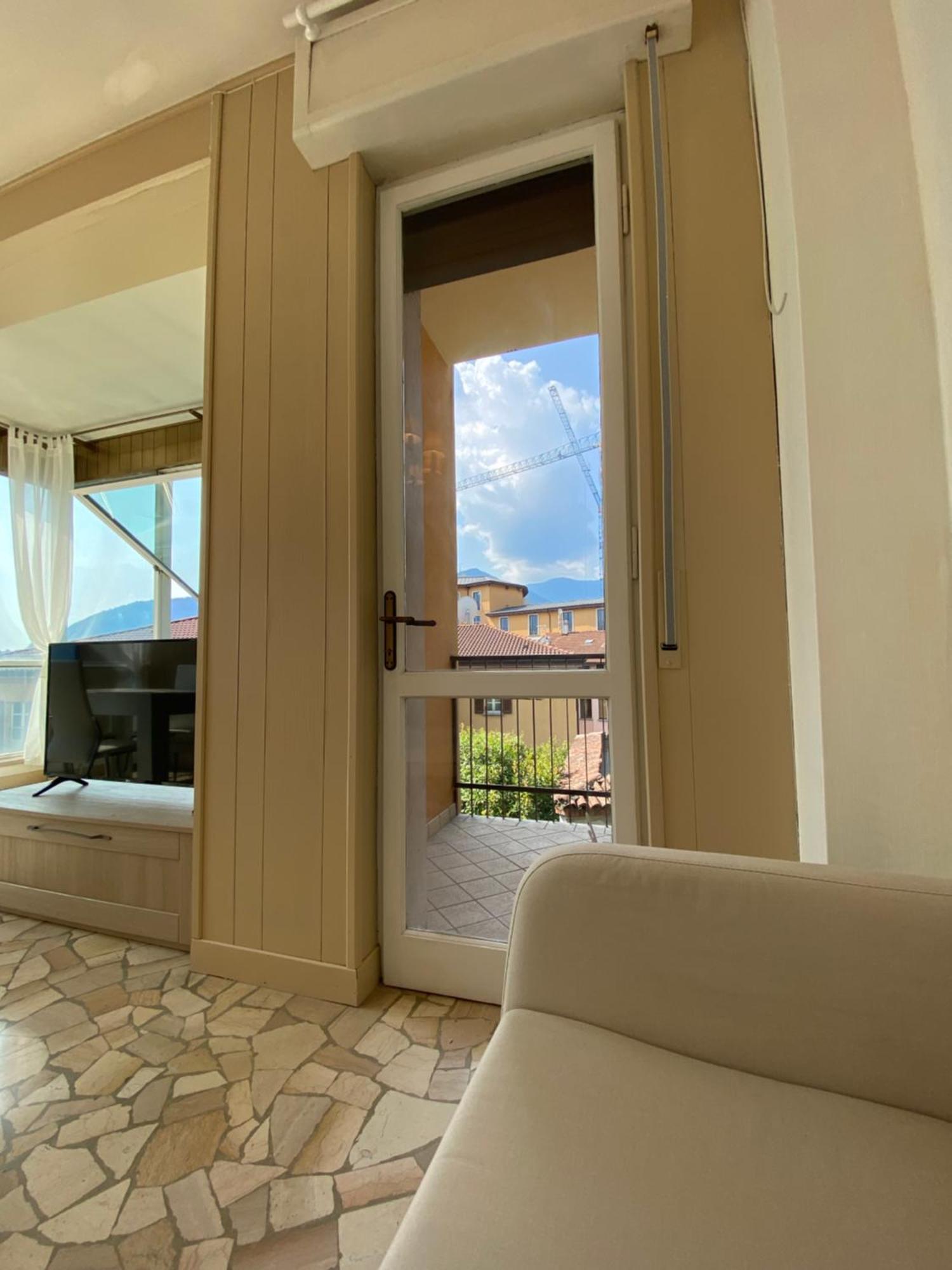 Como Lake Panorama Apartment Cadenabbia エクステリア 写真